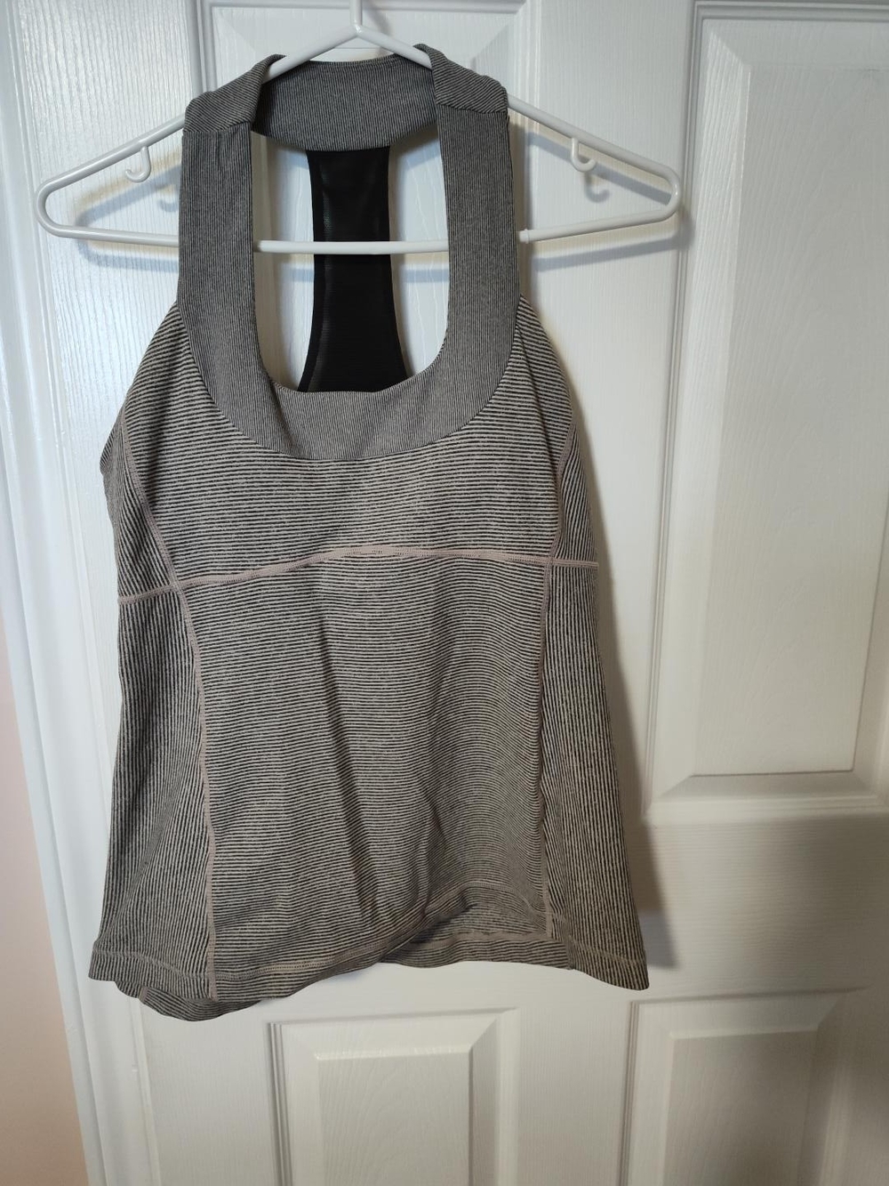 Lululemon Tank Top Size 10 Gray Striped Built-In Bra Mesh Racerback